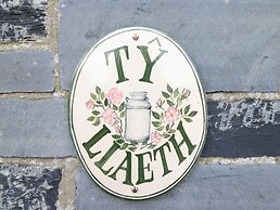 Ty Llaeth Cottage