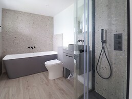 Hartgrove Farm Bungalows