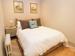 Chatsworth Suite