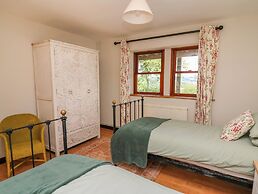 Oak Apple Cottage