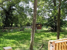 The Foxes Den Shepherds Hut