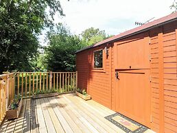 The Foxes Den Shepherds Hut