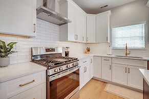 Walk to Beach: Spacious Condo in North Wildwood!