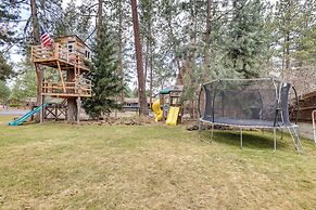 3 Mi to Old Mill District: Family Retreat w/ Yard