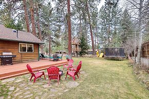 3 Mi to Old Mill District: Family Retreat w/ Yard