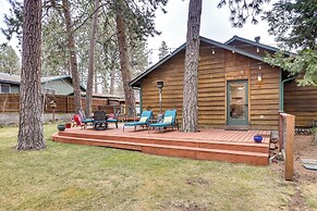 3 Mi to Old Mill District: Family Retreat w/ Yard