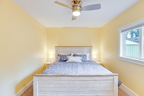 3 Mi to Old Mill District: Family Retreat w/ Yard