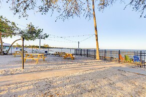 Swim, Fish & Explore: Waterfront Gem in Ruskin