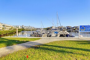 Swim, Fish & Explore: Waterfront Gem in Ruskin
