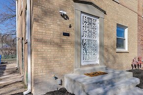 2 Mi to Calumet Park & Beach: Windy City Escape!