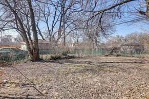 2 Mi to Calumet Park & Beach: Windy City Escape!