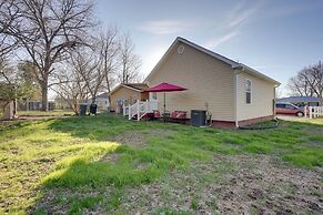 Home 3 Mi to Dtwn Chattanooga: Great for Nurses!
