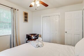 Walk to Town: Home w/ Yard in Brenham!