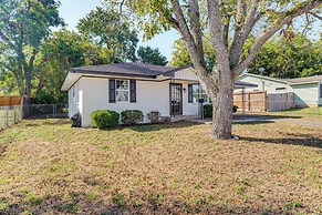 Walk to Town: Home w/ Yard in Brenham!