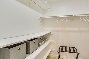 3 Mi to Beach: Spacious Sarasota Home w/ Game Room