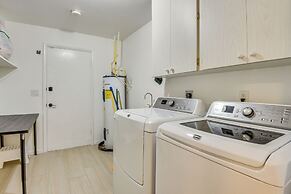 3 Mi to Beach: Spacious Sarasota Home w/ Game Room