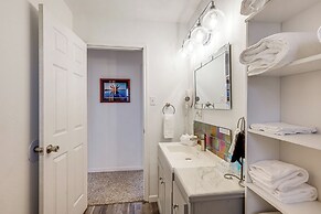 Near Hunting Grounds: Quiet Home in Aspermont!