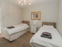 49 Waddington Road