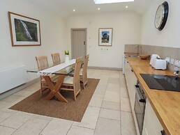 Cragg Lodge