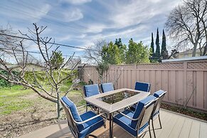 Deck & Yard: Guest House in San Jose!