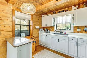 Secluded Mtn-view Cabin w/ Fireplaces in Murphy!