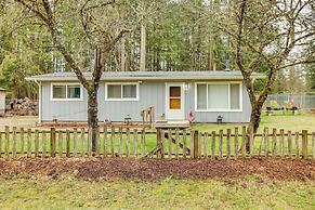 6 Mi to Lake Meridian Park: Auburn Home w/ Yard