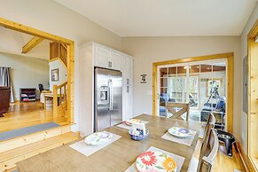 Pet-friendly Cabin w/ Hot Tub in North Carolina!