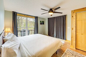 Pet-friendly Cabin w/ Hot Tub in North Carolina!