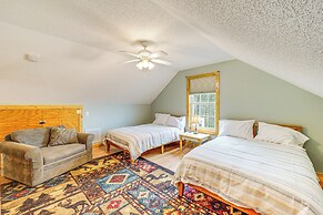 Pet-friendly Cabin w/ Hot Tub in North Carolina!