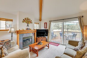 Hot Tub at Townhome on 8th Green in Redmond
