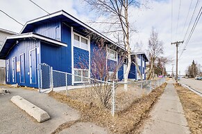 11 Mi to Kincaid Park: Convenient + Cozy Apt!