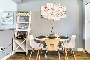 11 Mi to Kincaid Park: Convenient + Cozy Apt!