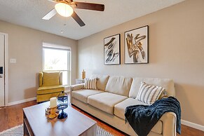 3 Mi to Dtwn Denton: Getaway w/ Furnished Patio!