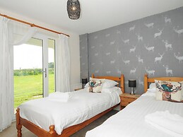 Honeysuckle at Moorhead Country Holidays