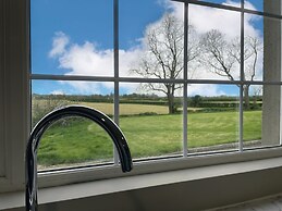 Narrow Gauge Cottage