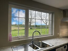 Narrow Gauge Cottage