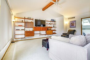 Lake Winnebago Family Retreat: Dock & Deck!
