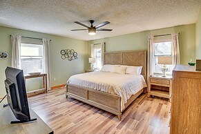 Private Outdoor Oasis: Luxe Palm Coast Retreat