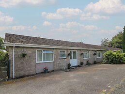 Nuthatch Cottage at Riverside Lodge