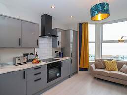 Apt 6 @ Hunter's Quay