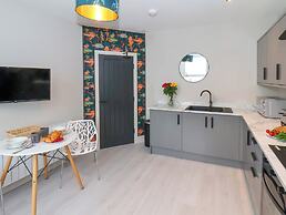 Apt 6 @ Hunter's Quay