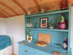 Harri's Hut