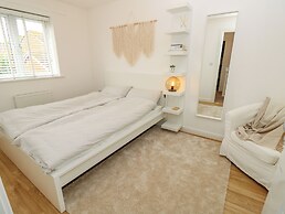 25 St. Benedict Road