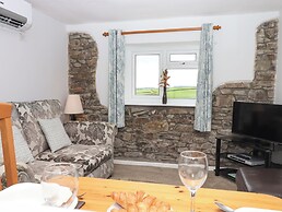 Hawfinch at Moorhead Country Holidays