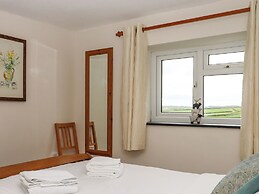 Hawfinch at Moorhead Country Holidays