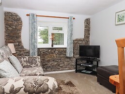 Hawfinch at Moorhead Country Holidays