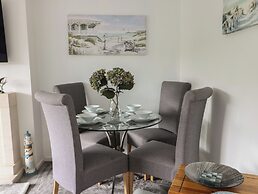 Benllech Bay Cottage