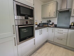 Benllech Bay Cottage