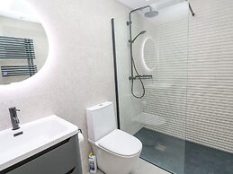 2 Salubrious Terrace