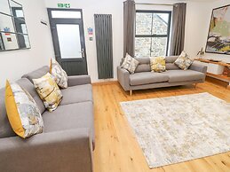 2 Salubrious Terrace